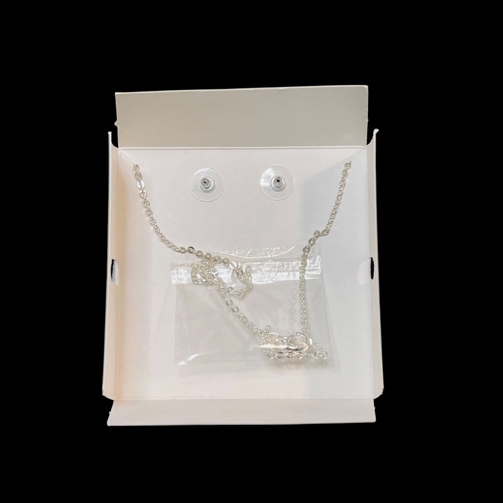Sonoma Cable Chain Necklace And Pierced Earrings Set (5082) - Picture 3 of 3